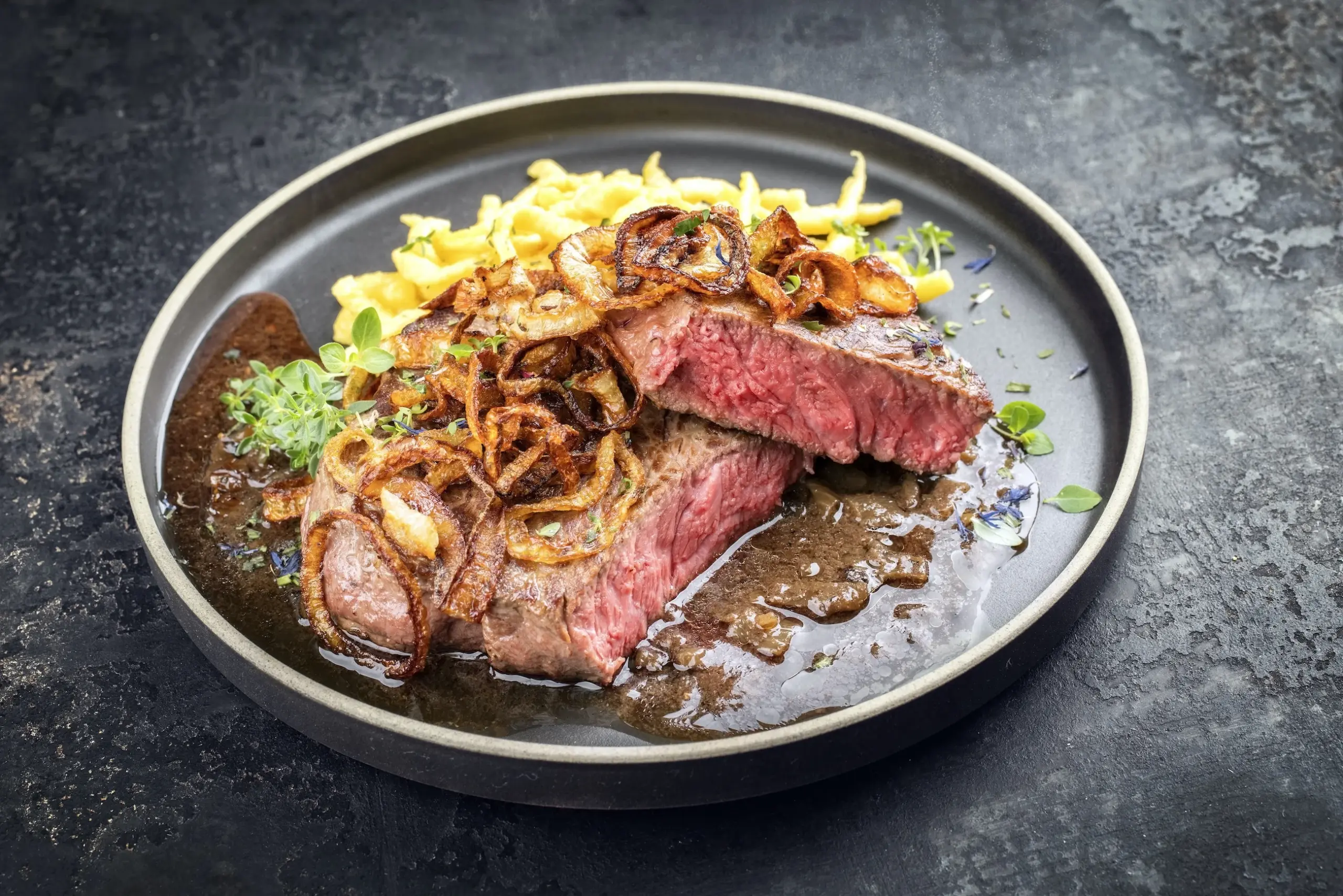 Zwiebelrostbraten klein